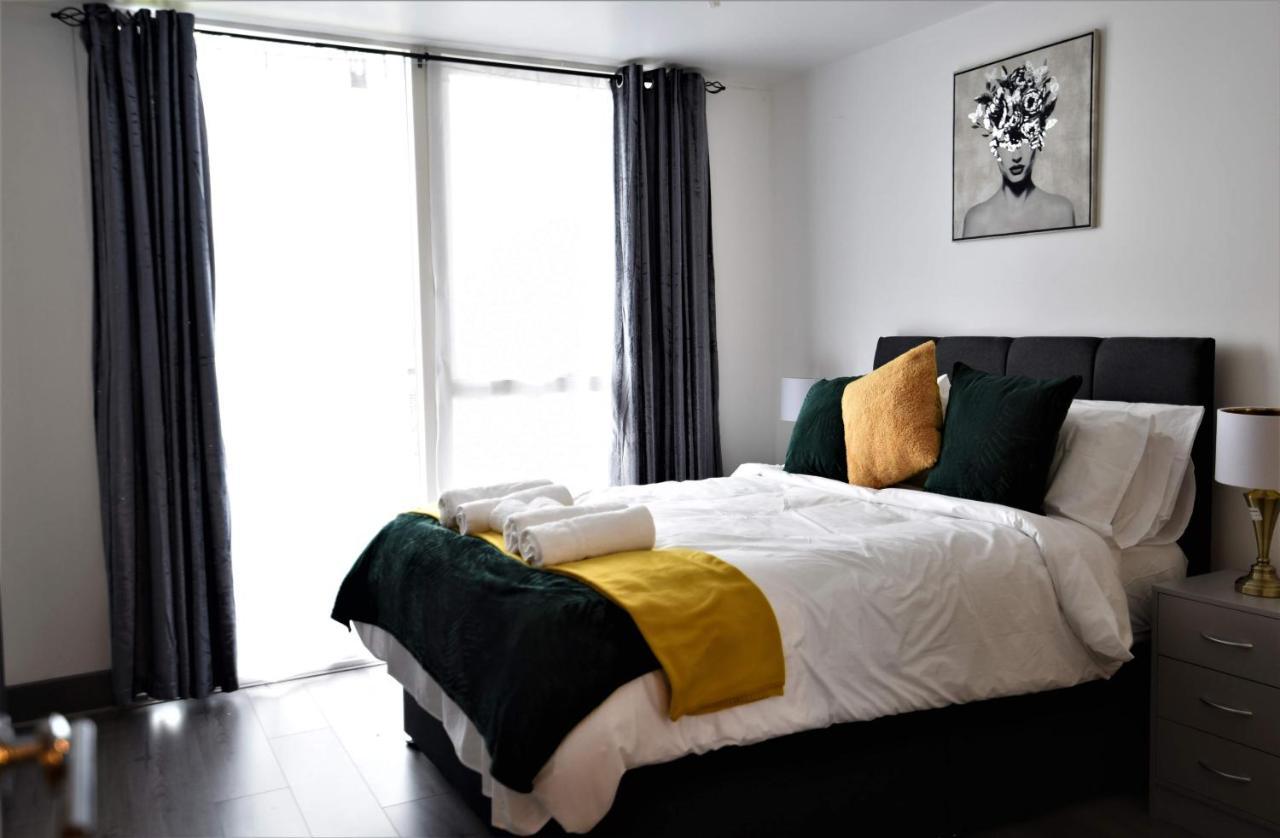 Stunning, 1-Bedroom Cosy Apartment In The Centre Of バーミンガム エクステリア 写真